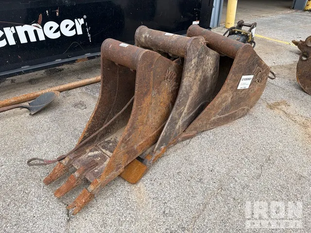 Quantity of (3) 22 in Backhoe Loader Bucket