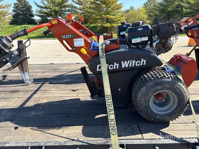 Ditch Witch 100SX Walk Behind Cable Plow