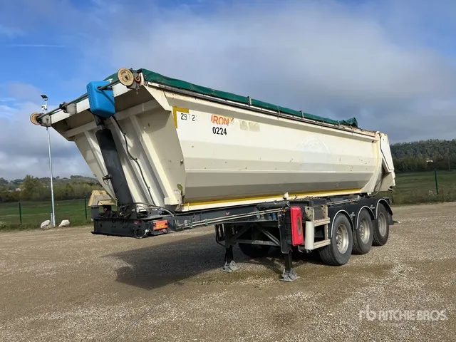 2014 BFG Tri/A Semi-Remorque Benne 3 Essieux End Dump Trailer
