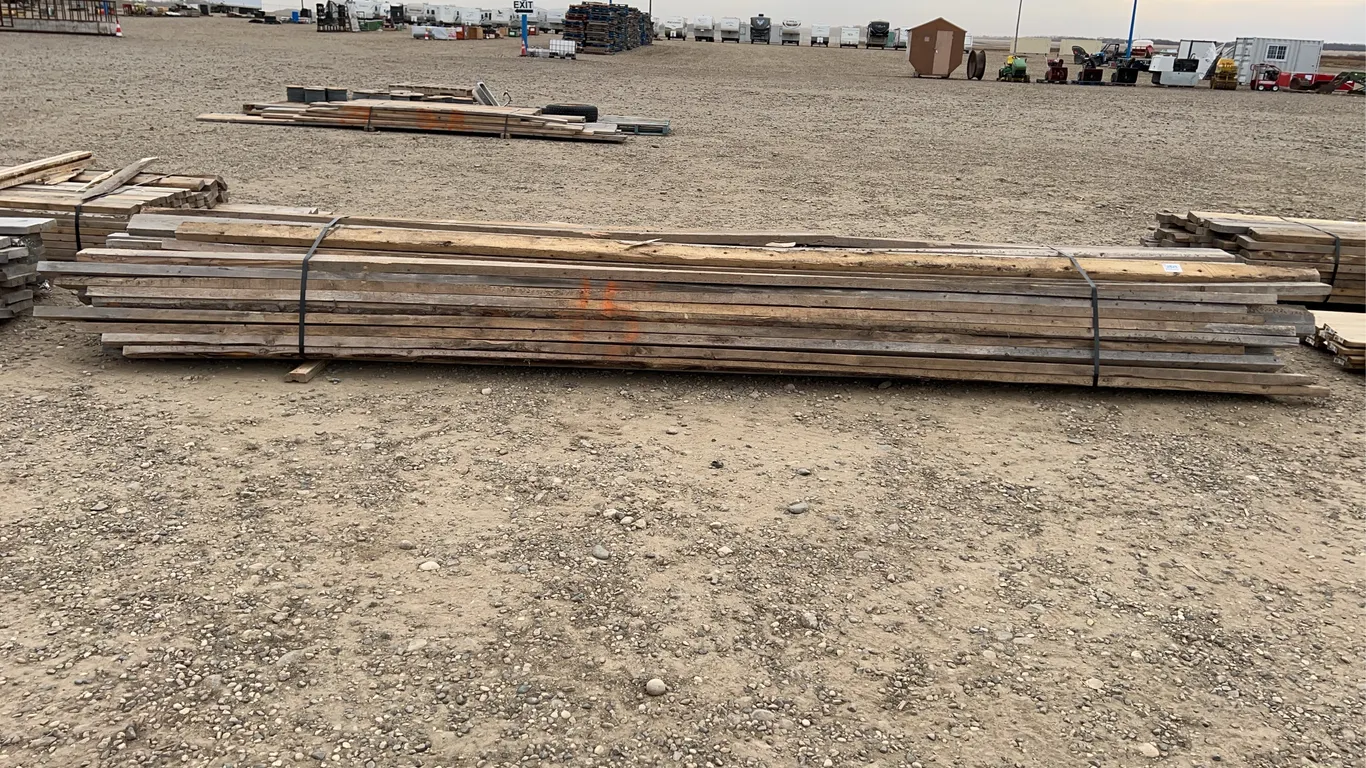 Assorted Spruce Planks (See Description)