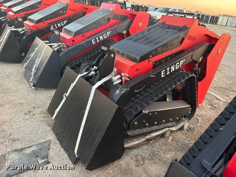 Erie SCL850 compact utility loader