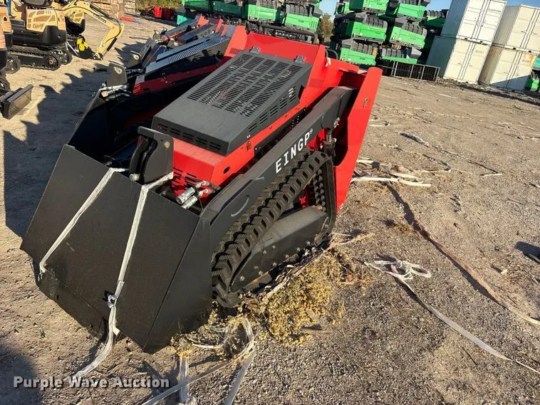 Erie SCL850 compact utility loader