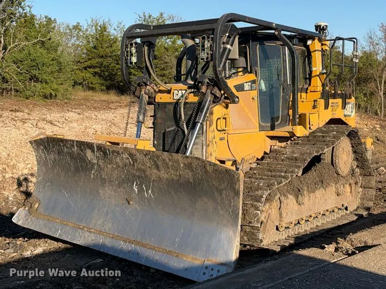 2015 Caterpillar D6T XW dozer