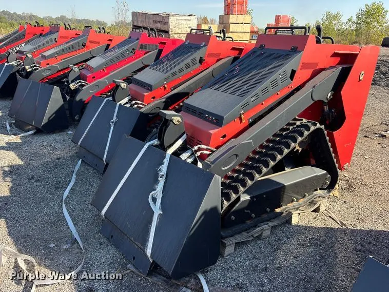 Erie SCL850 compact utility loader