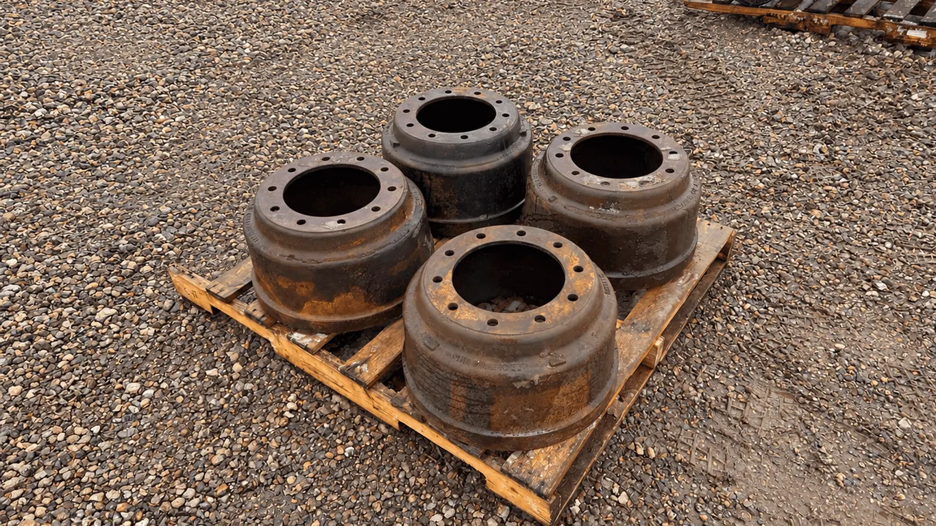 (4) Gunite Heavy Duty Brake Drum
