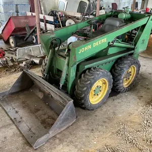 John Deere 70 Compact Skid-Steer