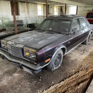 1988 Dodge Diplomat 4-Door Sedan (Has Title)