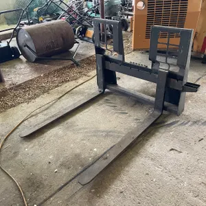 Universal Skid Steer Fork Attachment
