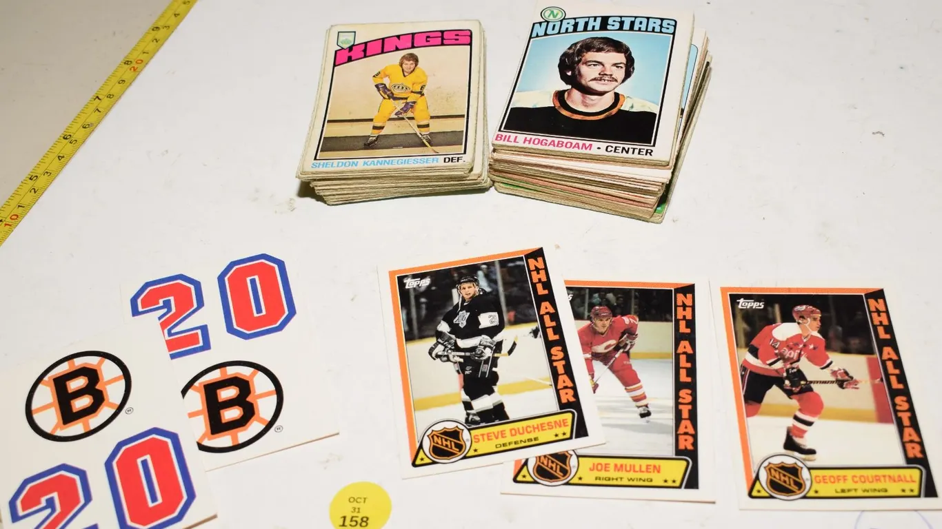 1975-76 NHL Hockey Cards