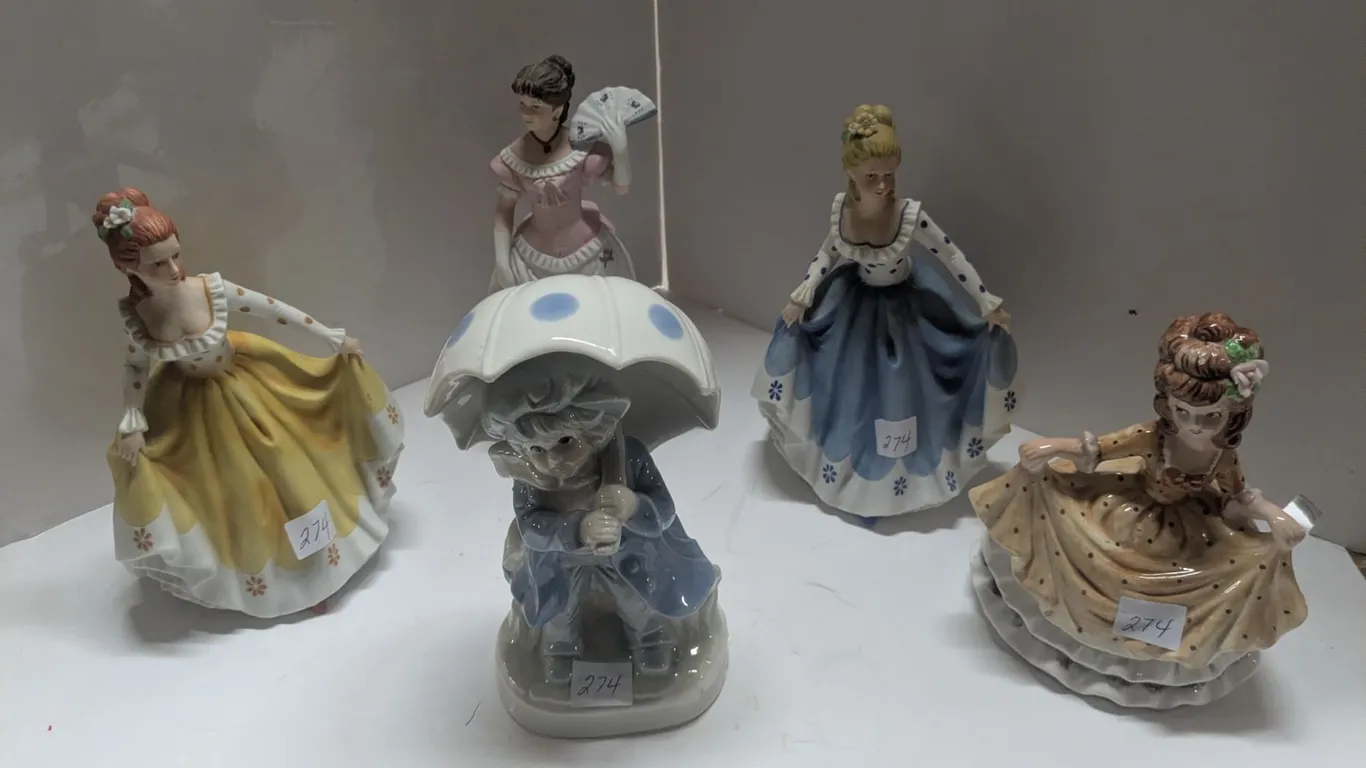 (5) Vintage Ceramic Figurines