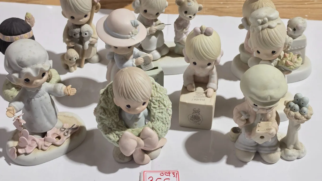 Precious Moments Figurine Lot