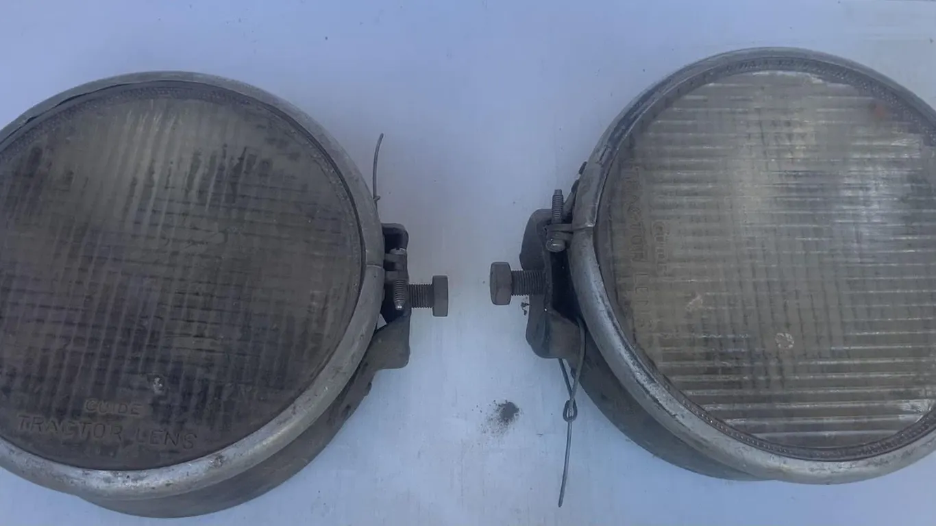 Set of Two Flat Lens Catapillar/Tractor Lights