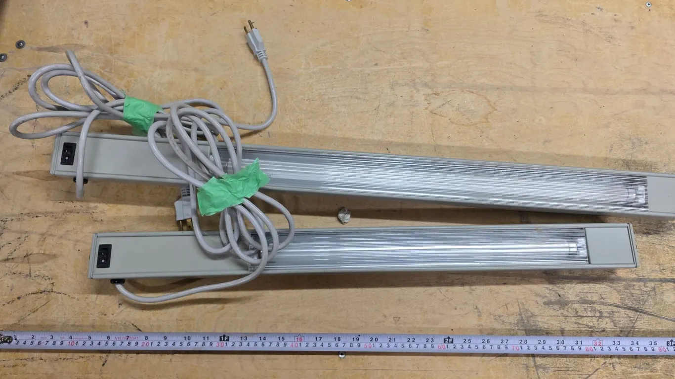 (2) Light Bars
