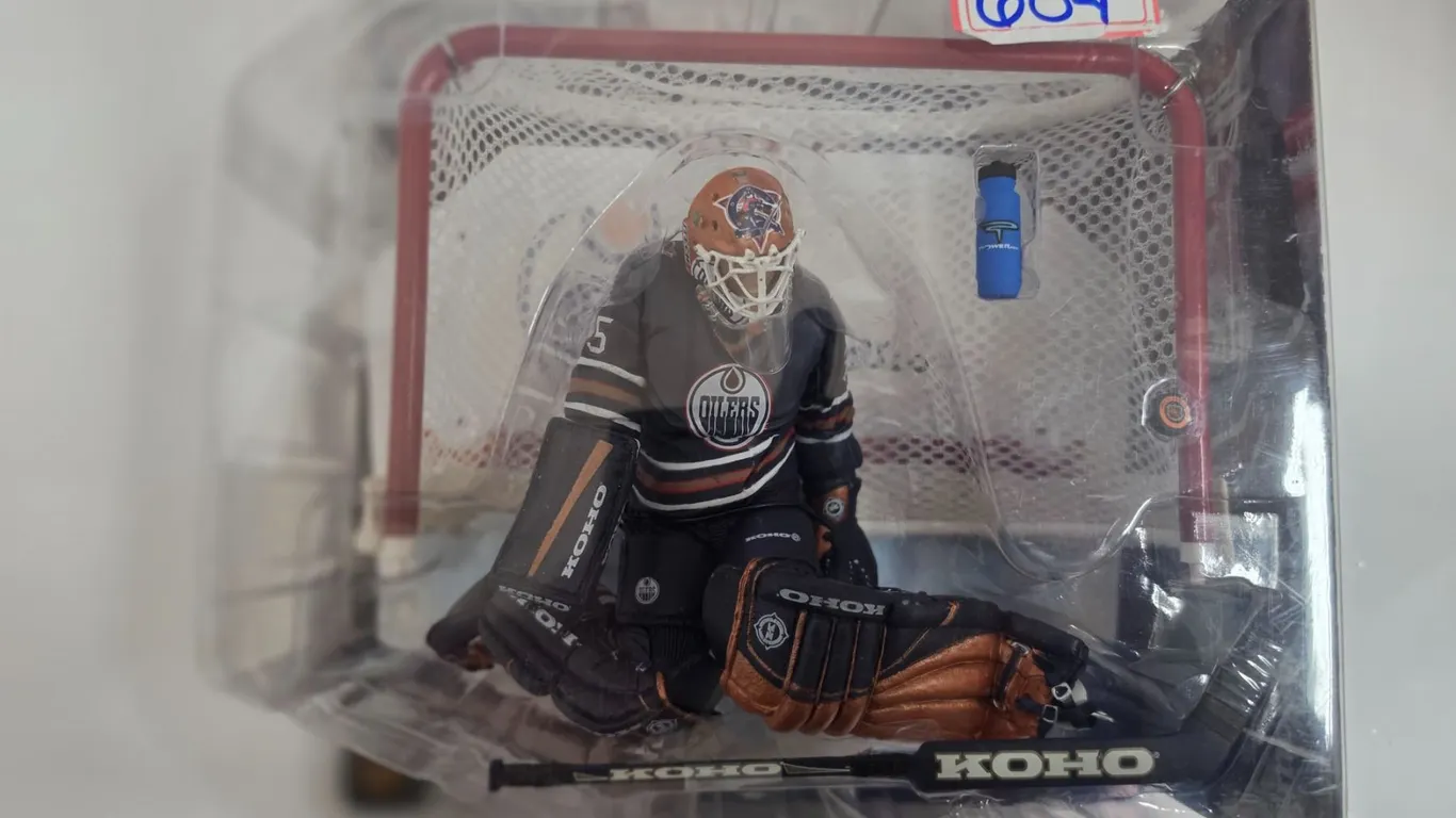 McFarlane’s NHL Sports Picks Series 2 - Tommy Salo
