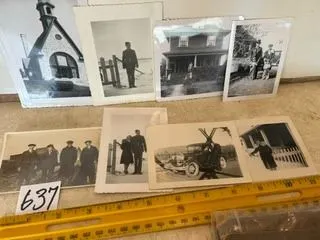 (8) Old Photographs