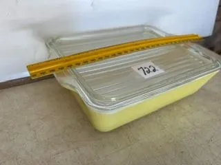 Yellow Pyrex Refrigerator Dish, 9 ½” x 7”