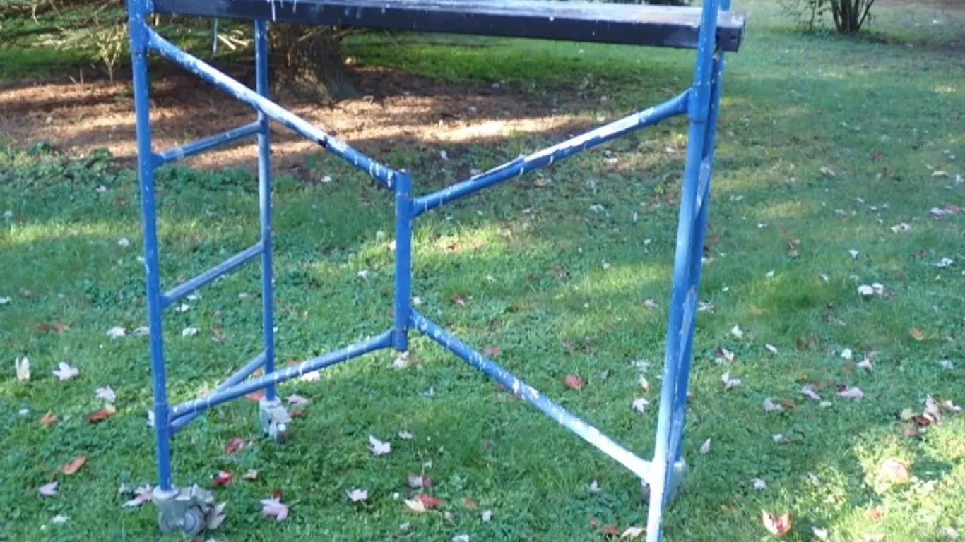 Rolling Utility Scaffold