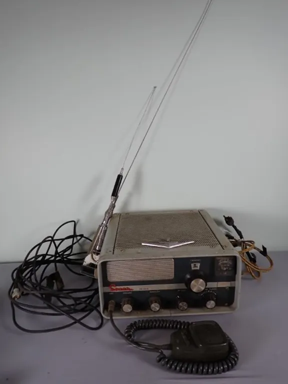 Sonar CB With Accessories