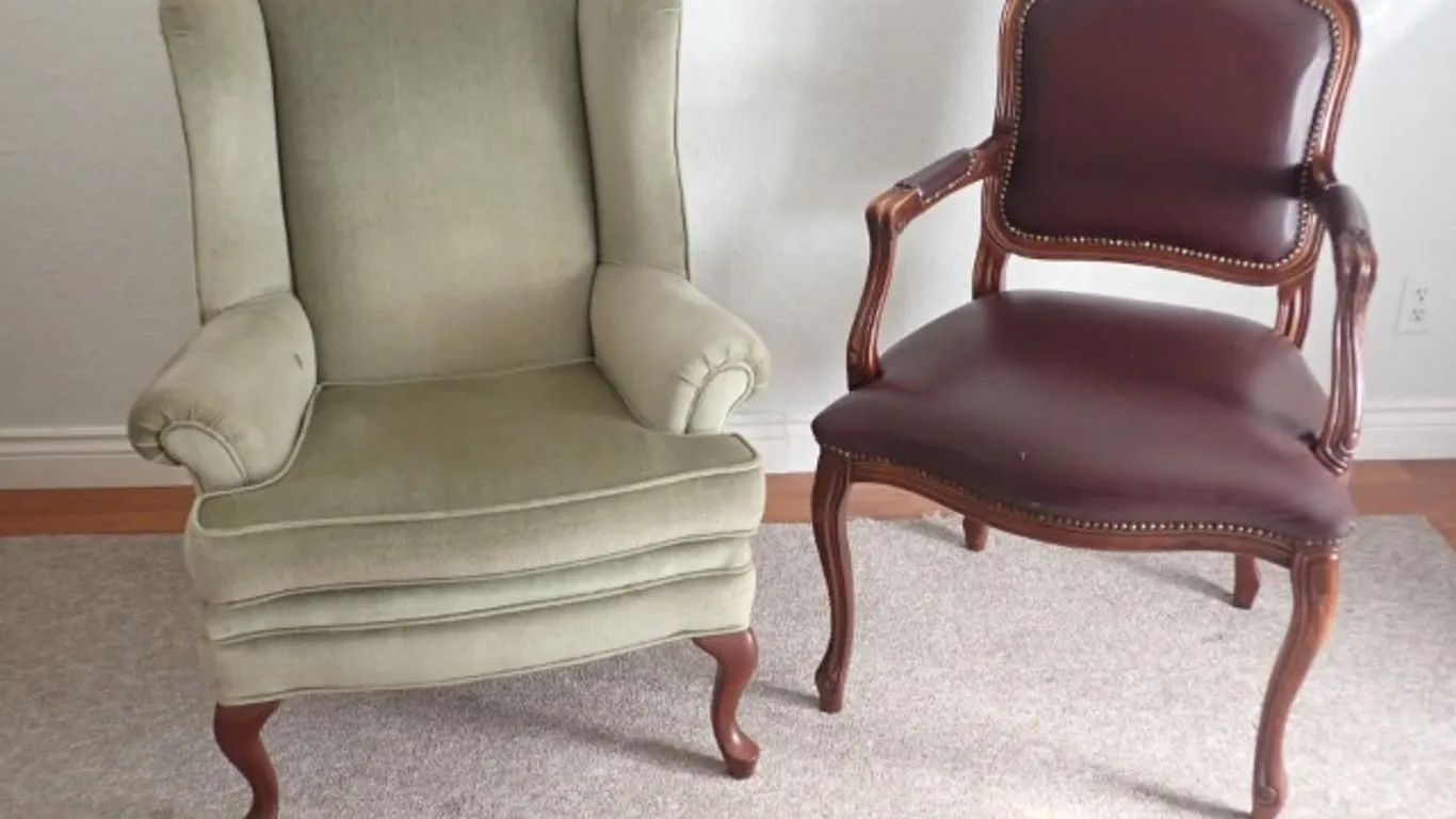 2 Fashionable Arm Chairs