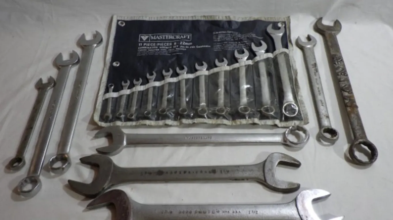 Mastercraft Combination Wrench Set+