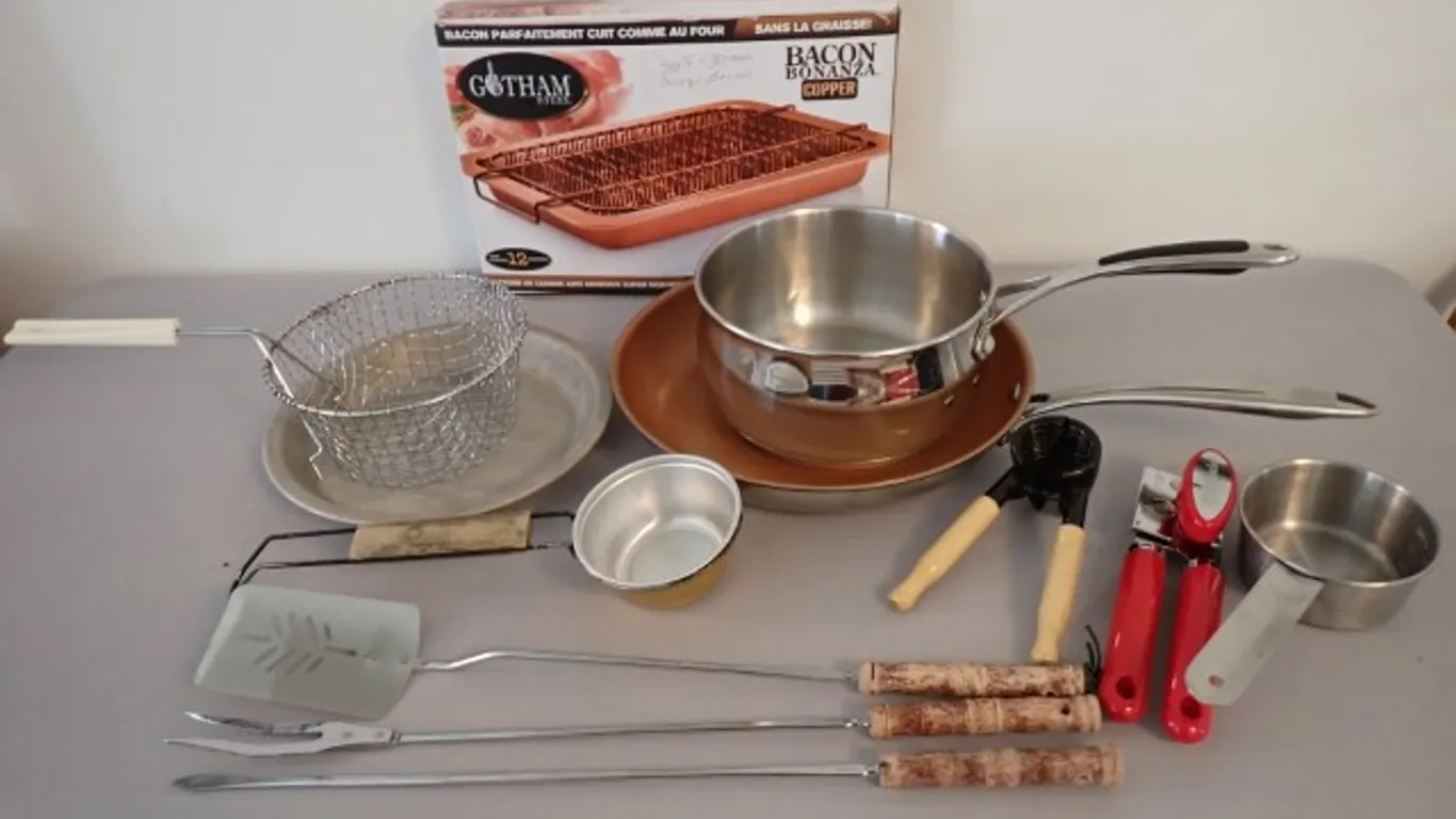 Kitchen Cookware & Utensils
