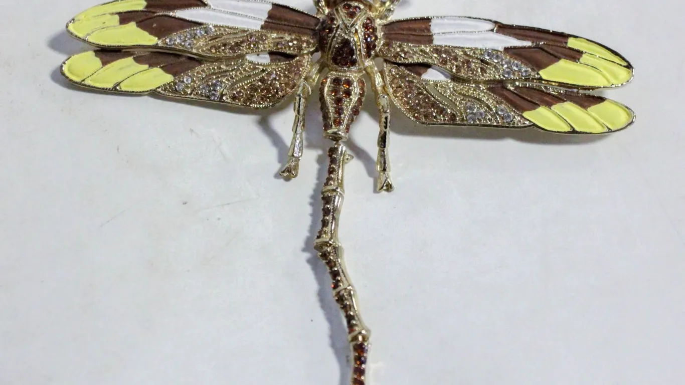 ESTATE OVERSIZED ARTICULATING DRAGONFLY BROOCH