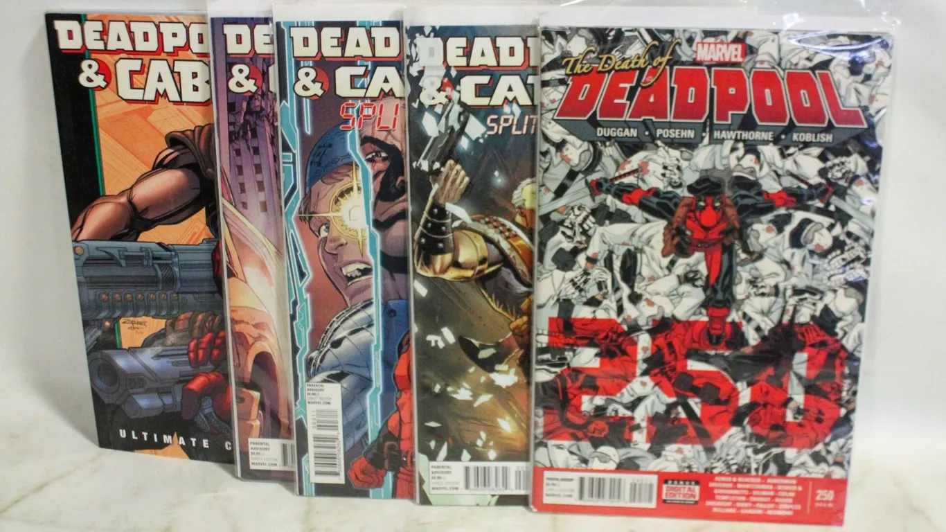 ASSORTED DEADPOOL COMIC BOOKS BAGGED &