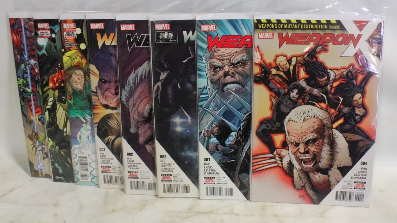 8 ASSORTED MARVEL COMIC BOOKS
