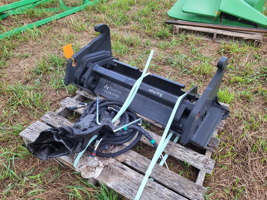 Loader/Telehandler Quick Attach Adapter