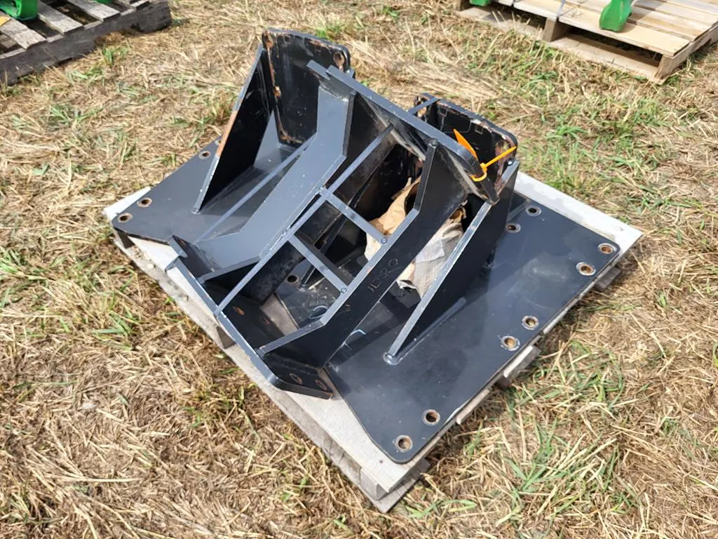 (2) Saddle Tank Bracket
