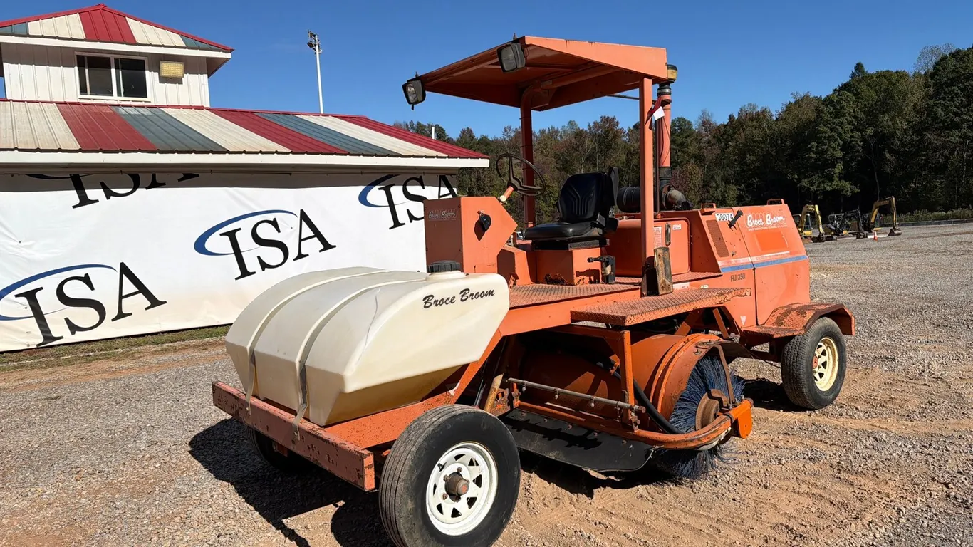 Broce Broom RJ350 Sweeper