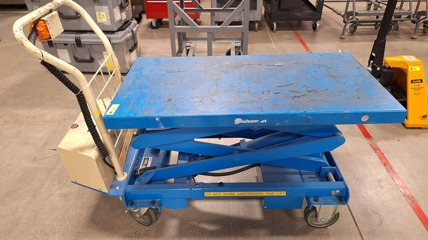 Bishamon 300 Lb. Lift Table, DC Powered, Model BX30SBE, 20"x39"