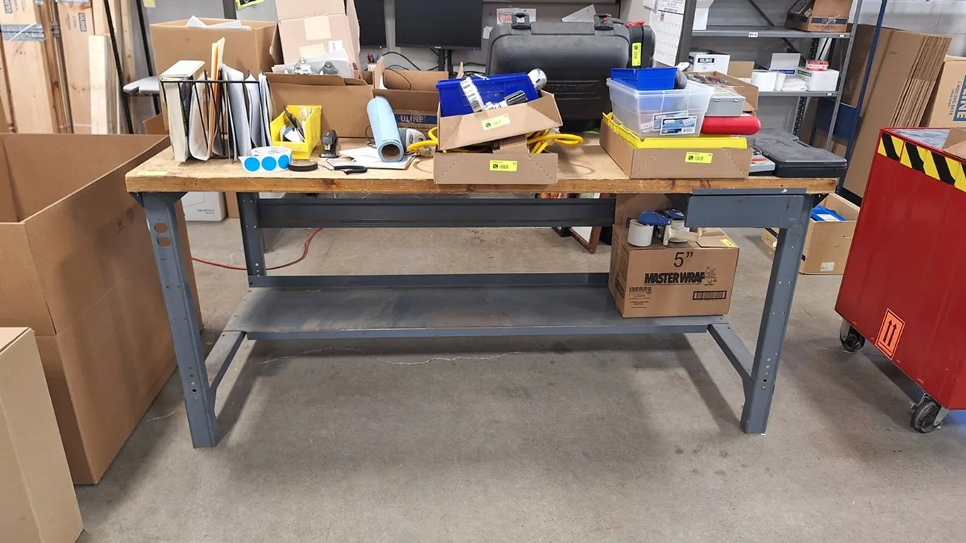 Metal/Wood Work Bench, 72"x36"x35"