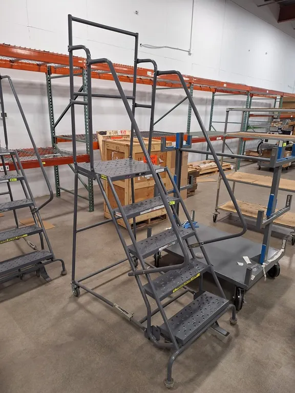 Tri Arc Stairs on Wheels, 50" Top Platform