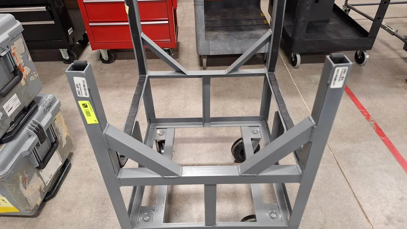 Little Giant Shop Stand on Wheels, 24"x24"x34"