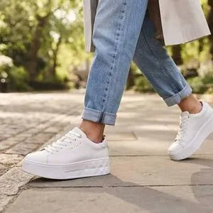 Ted Baker White Leather Sneakers Size 9