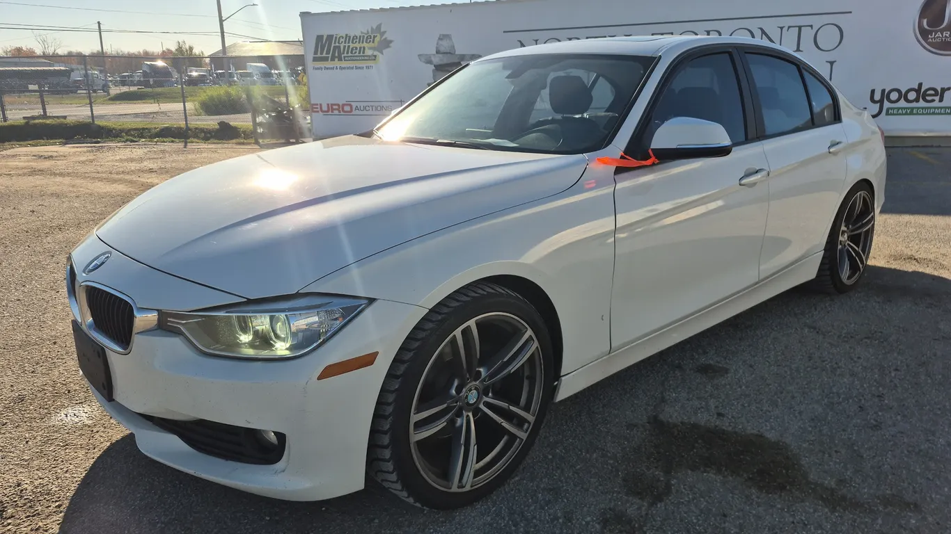 2012 BMW 3 Series 320i 4dr Sedan 8A