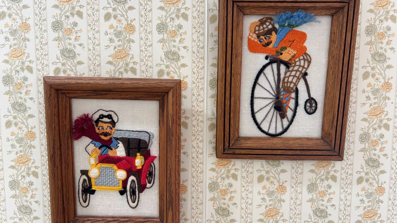 VTG Crewel Stitched Wall Art Pair