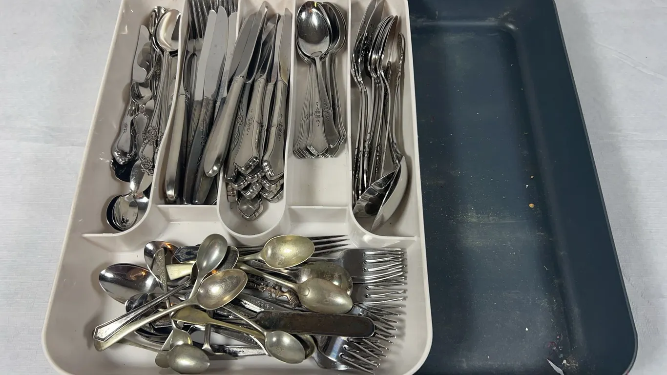 Flatware & Organizer