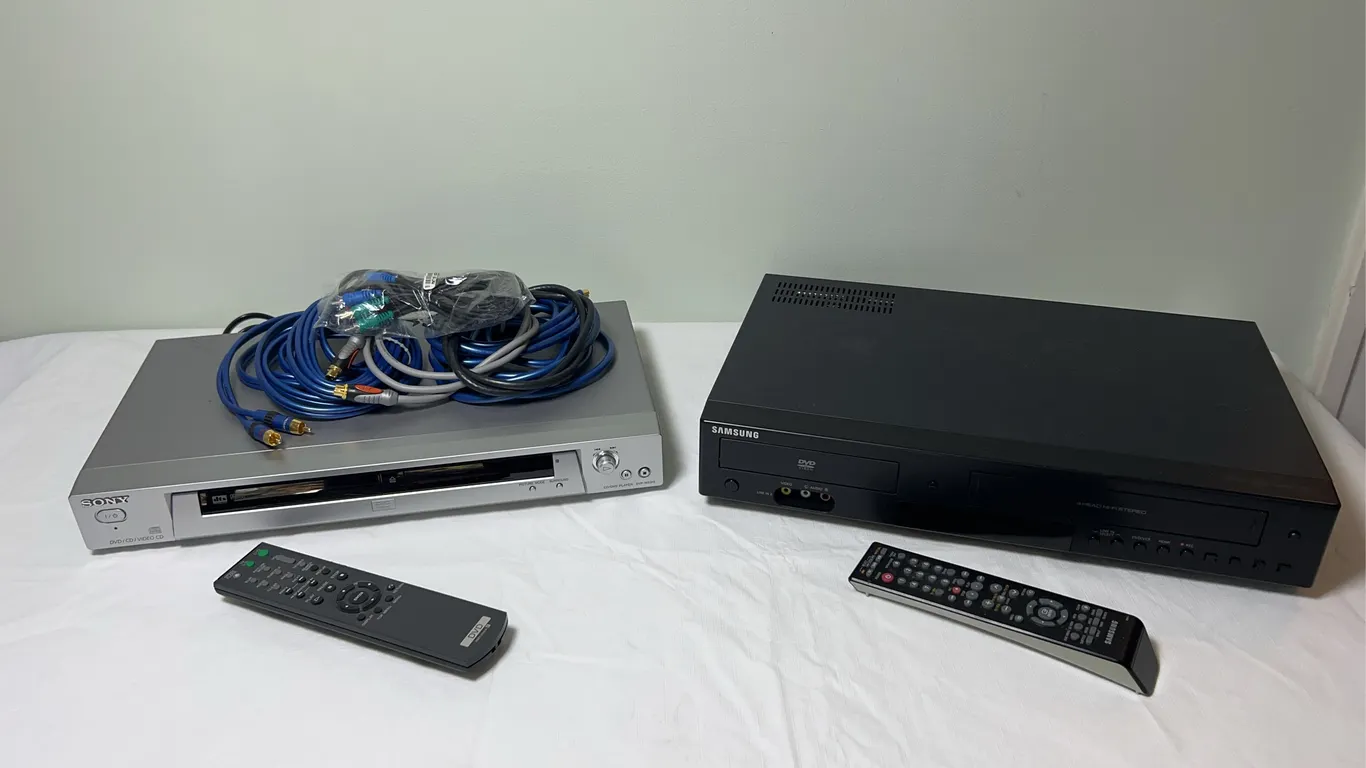 DVD and VHS Players