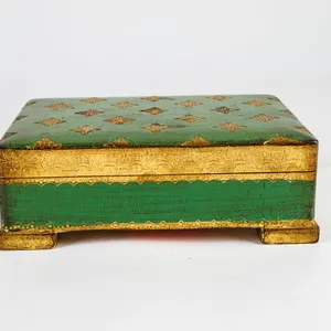 Calling Music Box Lovers!  A Beautiful Vintage Italian Florentine & Swiss Music Box!
