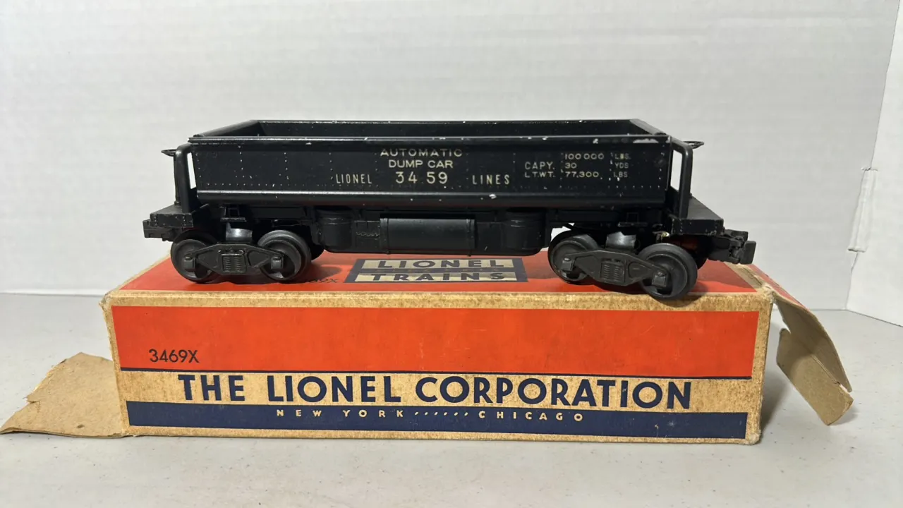 Lionel O Scale Side Dump Car - Metal & Plastic