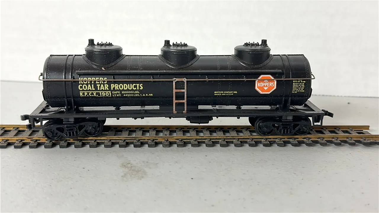 HO Scale Koppers Coal Tar tanker Rail Car
