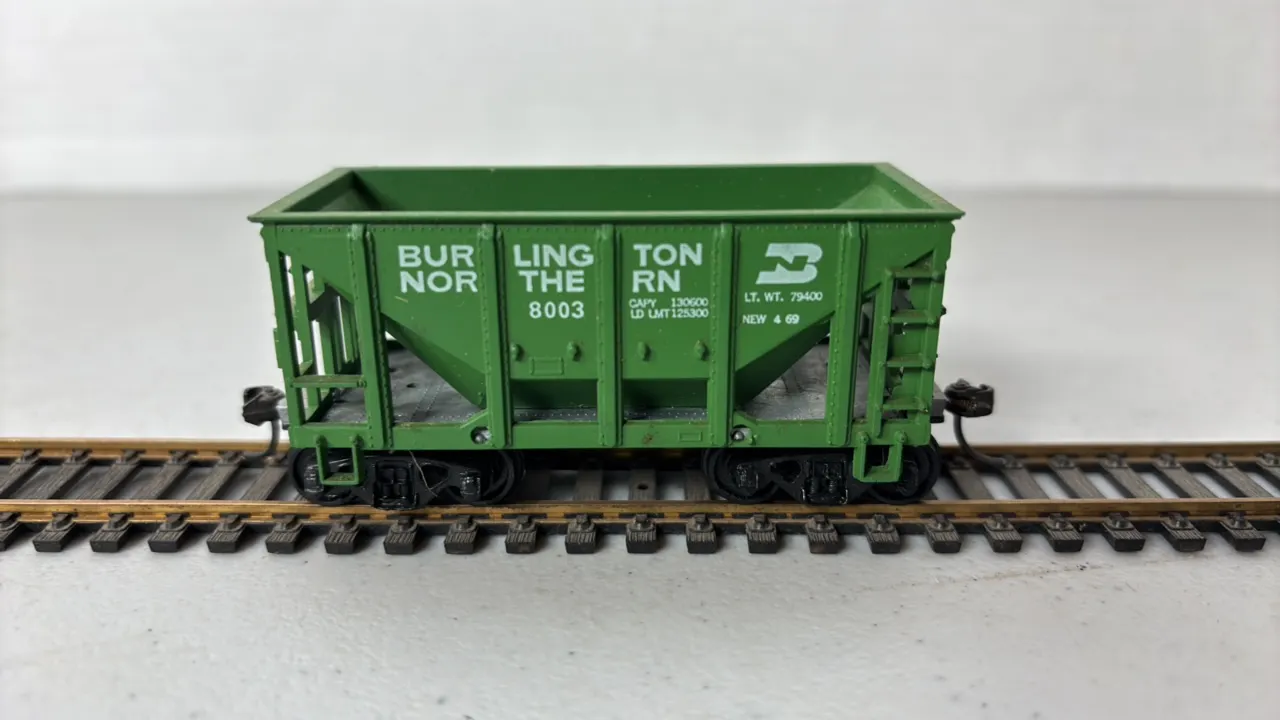 HO Scale Burlington Northern Roundhouse Ore Ca