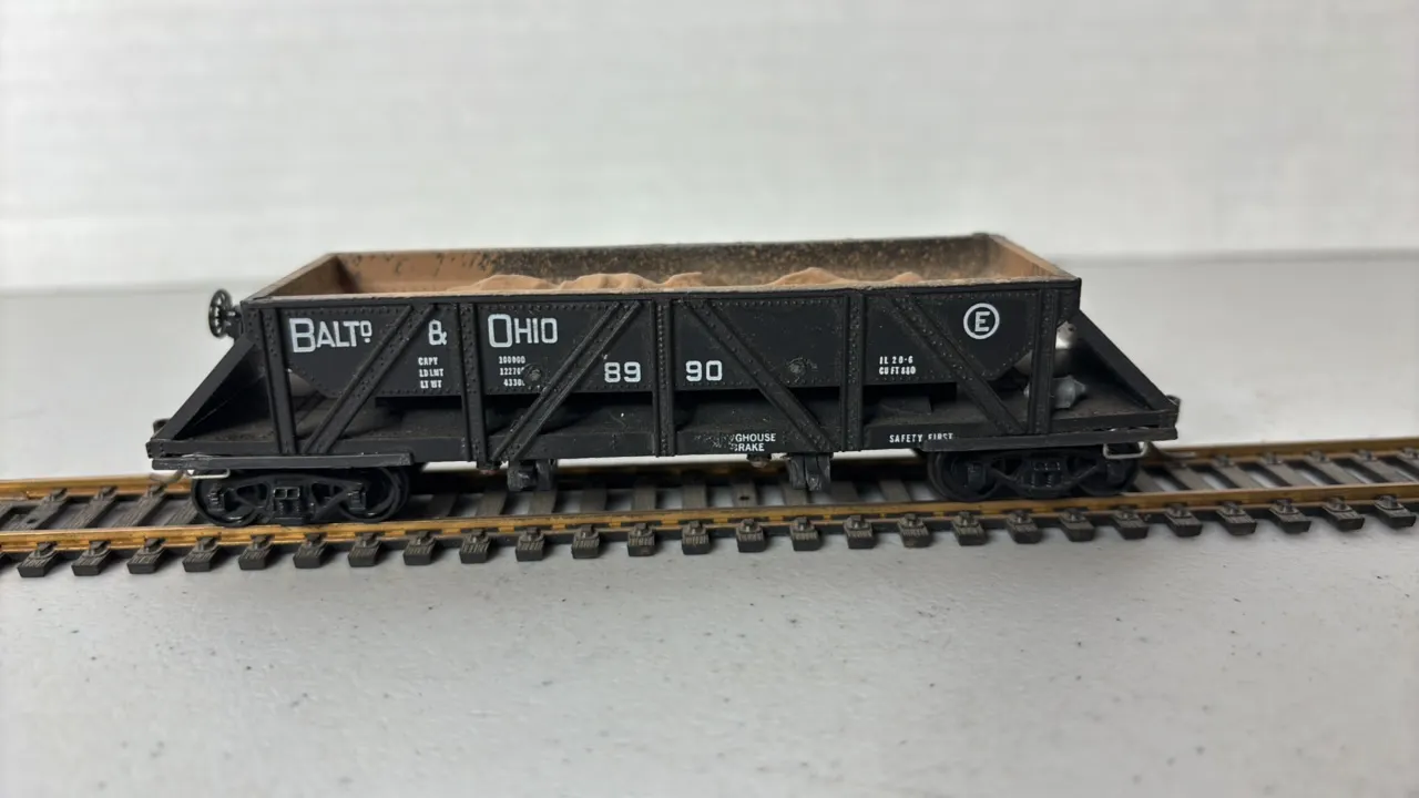 HO Scale Baltimore & Ohio Hopper Car