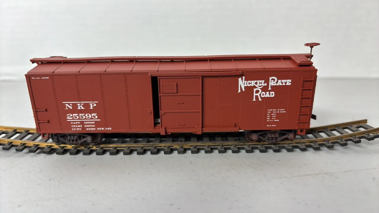 HO Scale Nickel Plate Road Boxcar