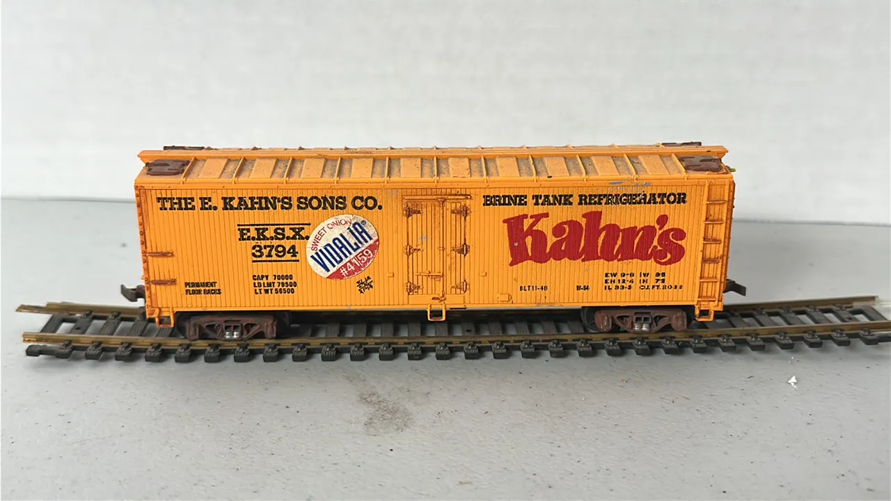 HO Scale Brine Tank Refrigerator Boxcar