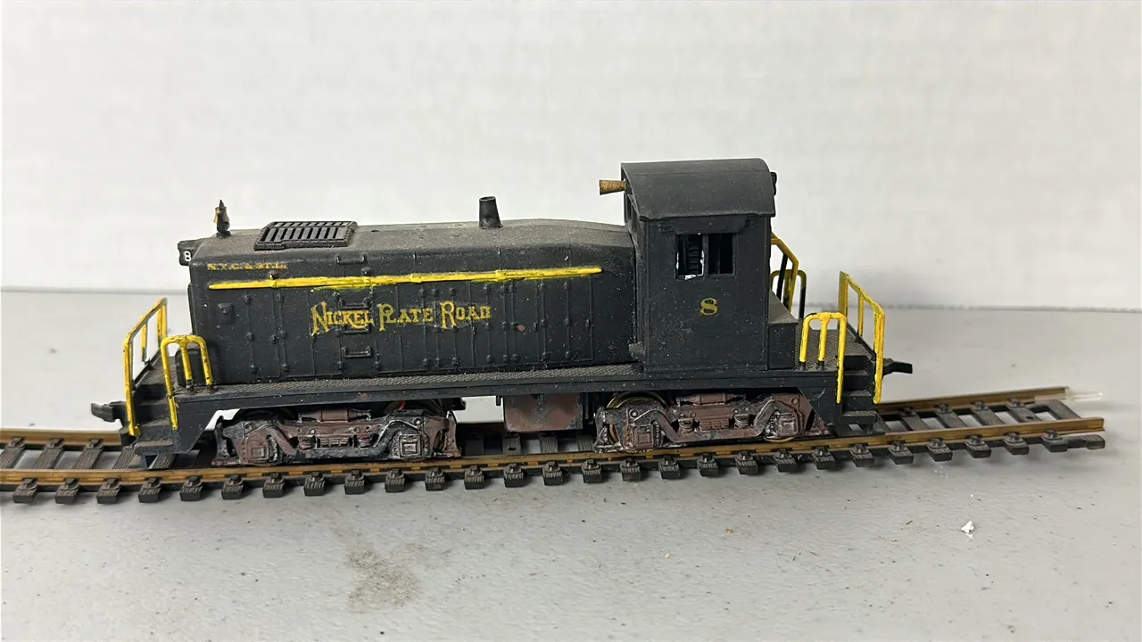 Used HO Scale Nickel Plate Road #8 Train Engine