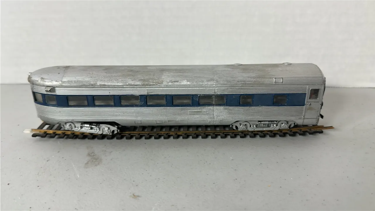 (2)- HO Scale Passenger Rail Cars (One Is A Pullman)