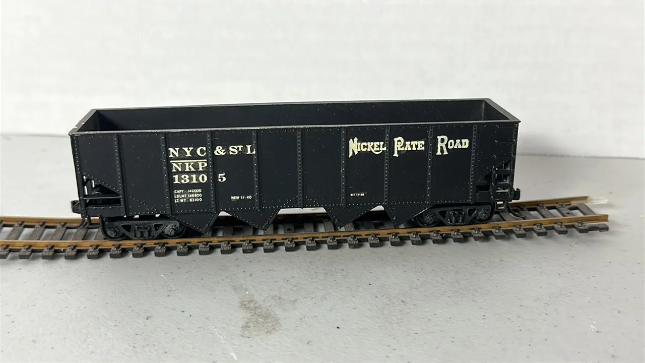 HO Scale NYC & STL Nickel Plate Road Hopper Car
